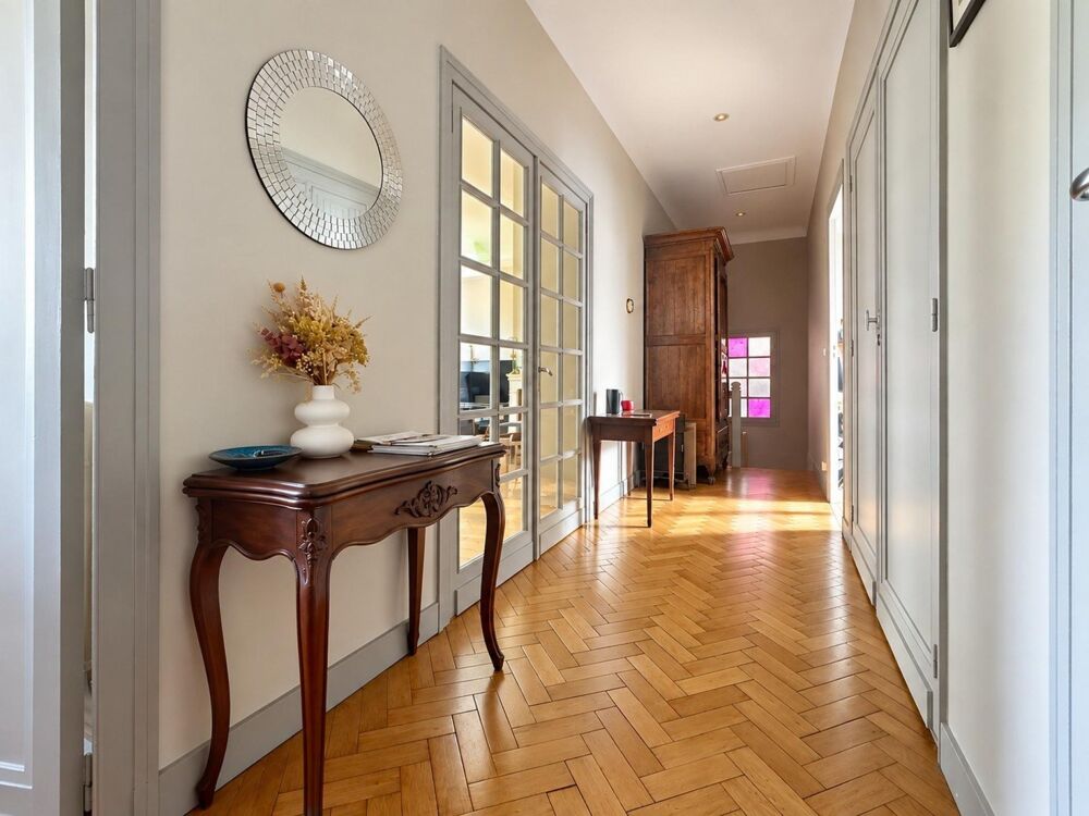 Vente Maison Maison familiale avec piscine, près du Parc Bordelais, à 2 pas du tram Le bouscat