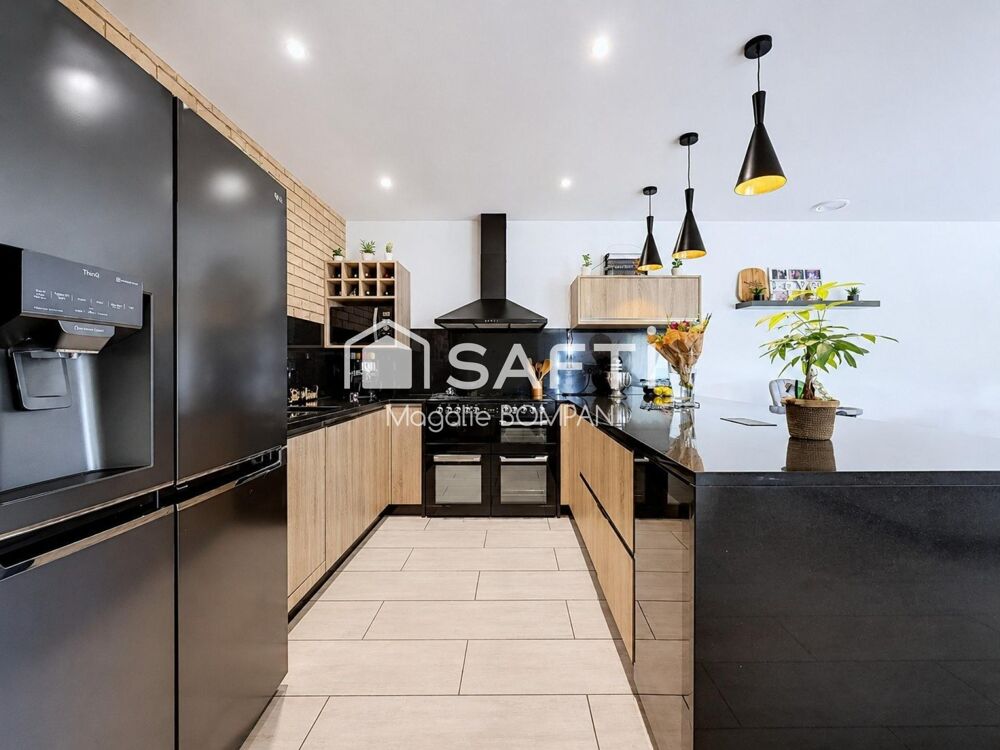 Vente Maison Maison clé en main avec piscine et climatisation Lamarque