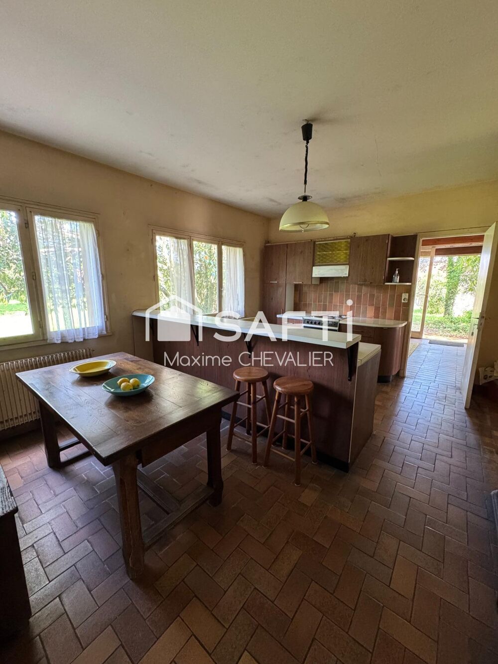 Vente Maison Maison 8 pièces - 250m² Neuvy-saint-sepulchre