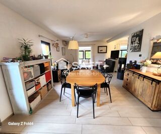  Maison  vendre 8 pices 215 m