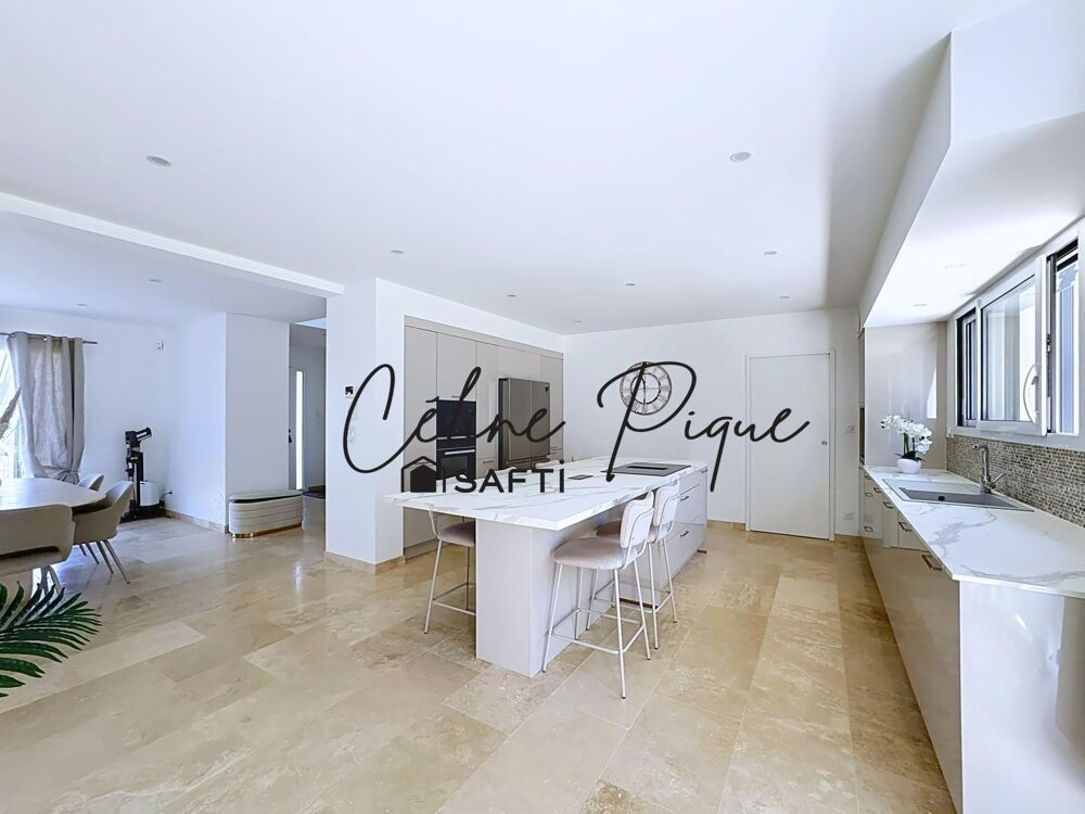 Vente Maison Magnifique maison contemporaine de 7 pièces avec vie de plain-pied possible! Boulon