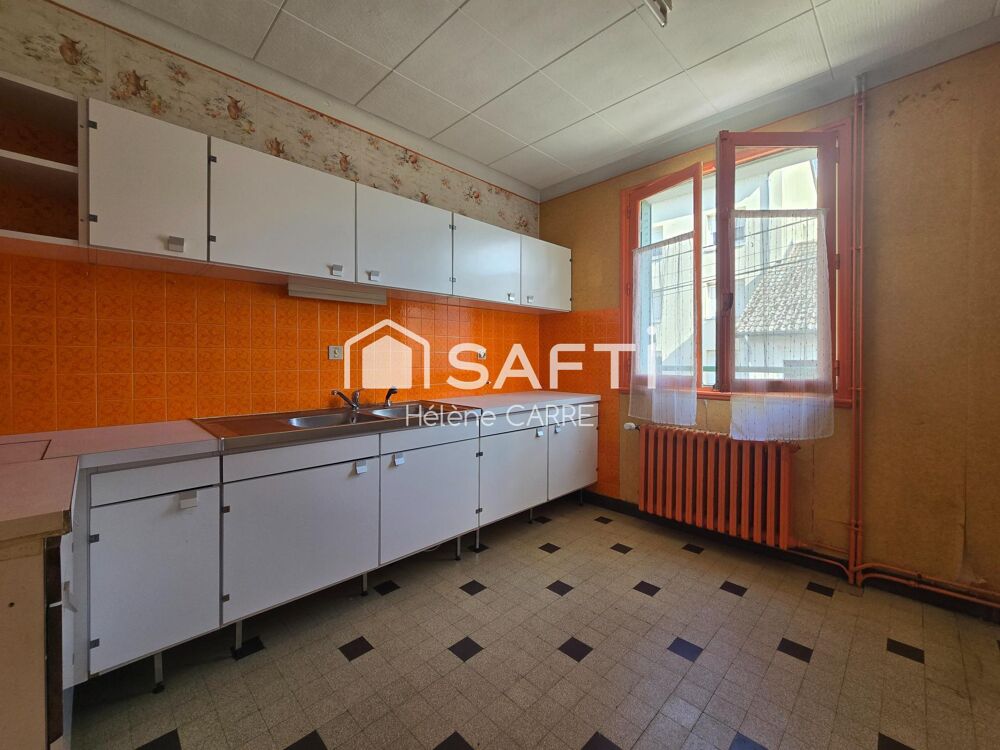 Maison 4 chambres, grands garages
