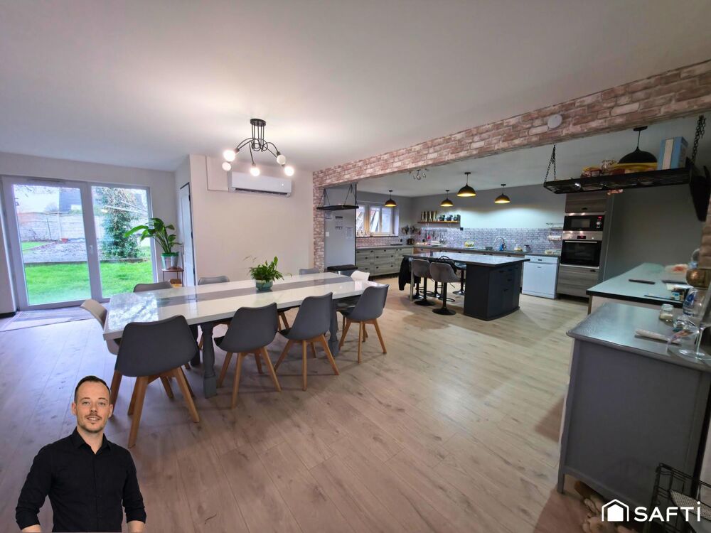 Longère rénovée 290 m², 10 pièces, Pommereuil