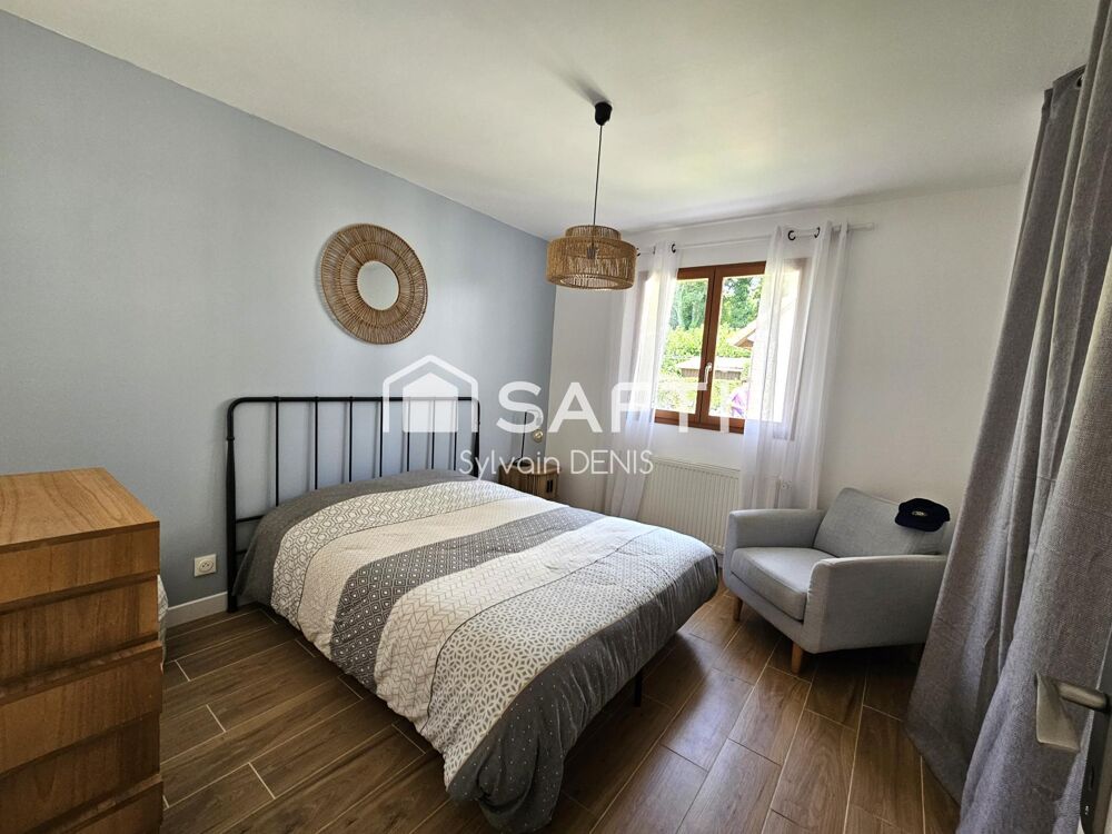 Vente Maison Maison traditionnelle 2001 de 140 m², 4 chambres, exposé sud sur un terrain de 1350 m² Octeville-sur-mer