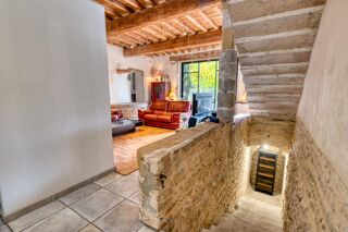  Maison  vendre 9 pices 342 m