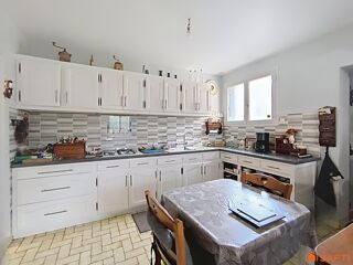  Maison  vendre 8 pices 135 m