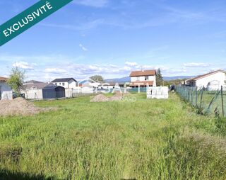  Terrain à vendre 907 m²