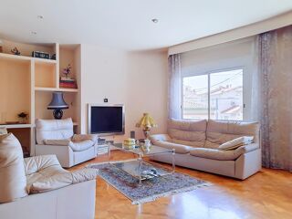  Immeuble à vendre 300 m²