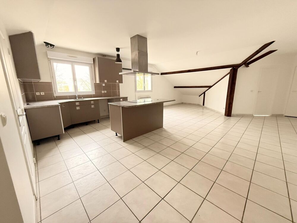 Appartement 4P - 3 CH - 104 m² à Coulommiers  Proche gare  Garage + Parking