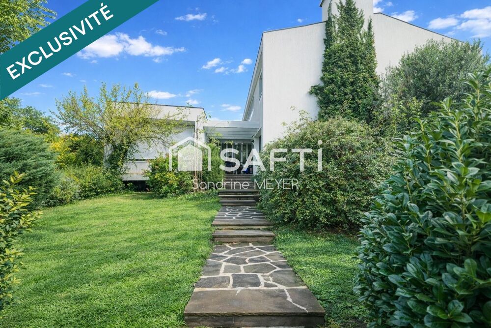 Maison d'architecte 262 m², sous-sol 144 m²
