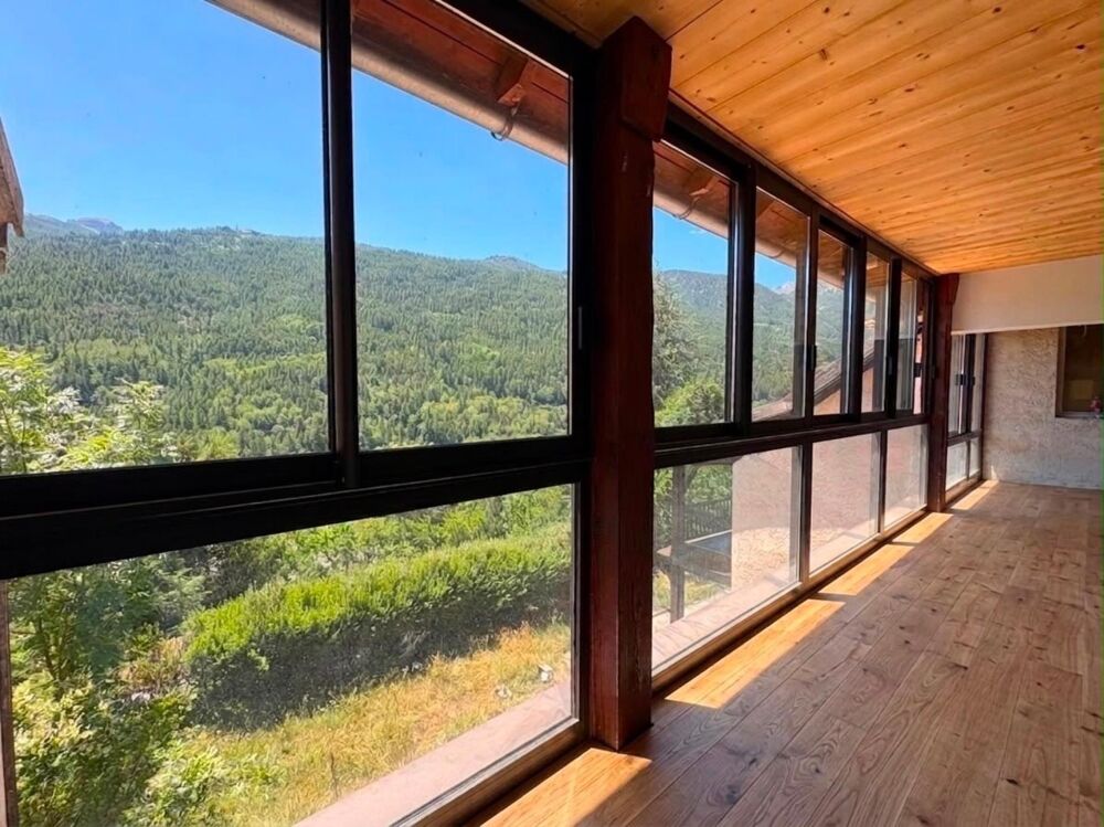à vendre  Appartement La Salle les Alpes (05240)