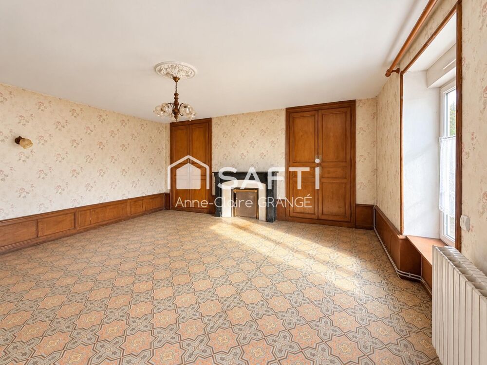 Amateurs de maisons anciennes et de beaux projets cette maison mérite votre attention !
