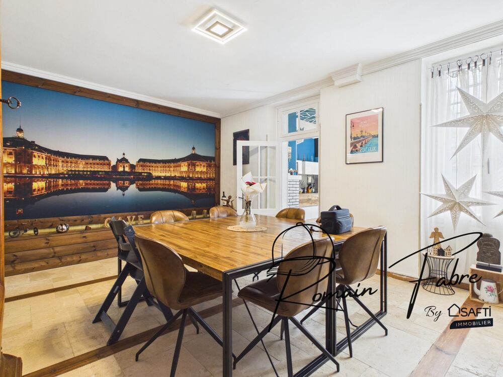 Vente Maison Maison en pierre d'exception de 12 pièces avec 8 chambres au coeur de Laruscade Laruscade