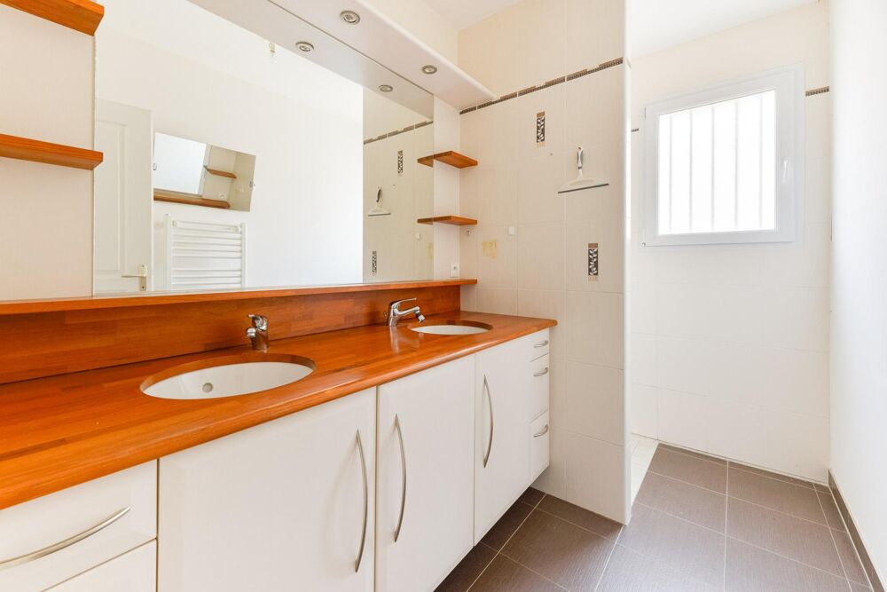 Vente Maison Maison familiale 5 chambres avec jardin sans vis-à-vis – Quartier Souchais Carquefou
