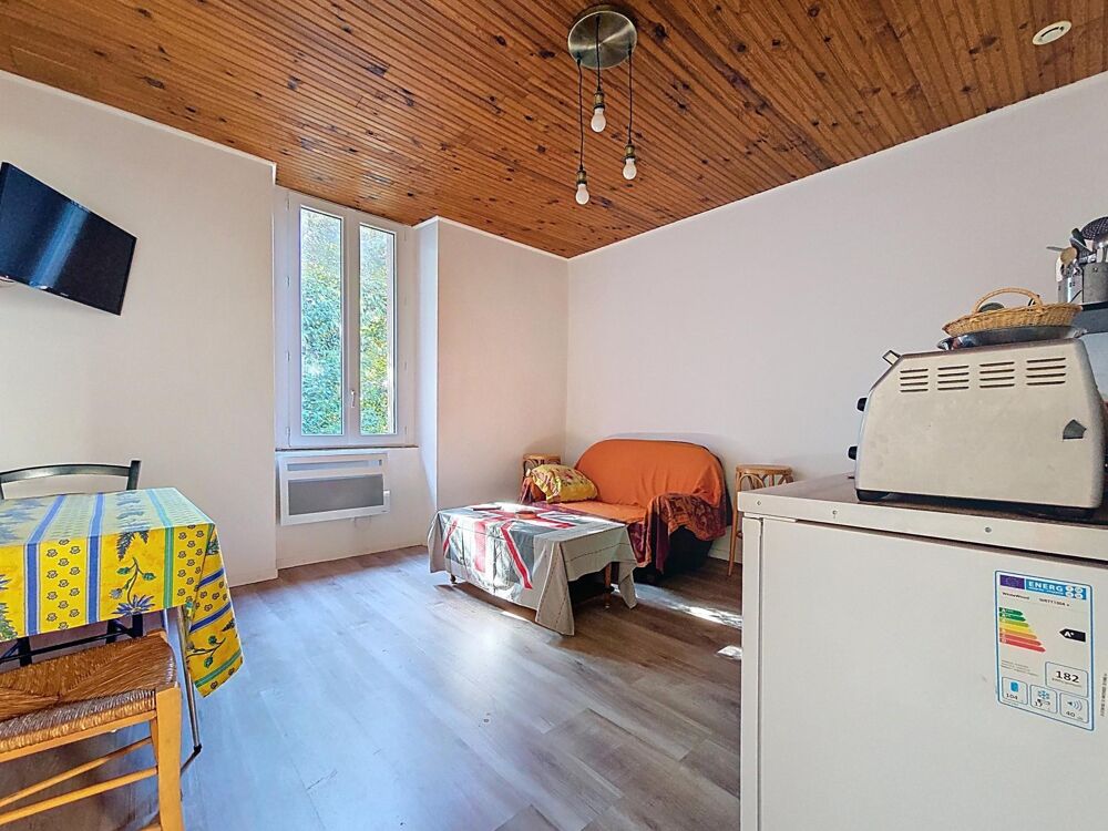 Appartement T2 traversant, lumineux et au calme  33 m² Carrez  Bédarieux centre