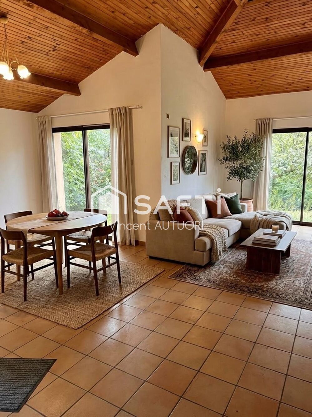 Vente Maison Maison T6 à Moissac avec grand terrain sans vis à vis Moissac