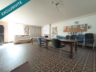  Immeuble à vendre 242 m²