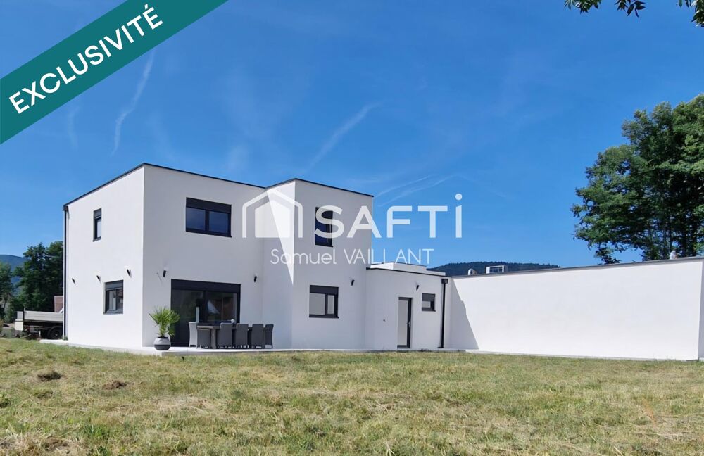Maison Contemporaine  135 m²  Terrain de 10.33a