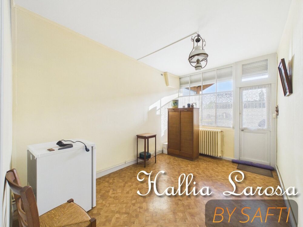 Vente Maison Maison de ville Type 5 avec Garage et Jardin Montmorillon