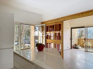  Maison � vendre 10 pi�ces 251 m�