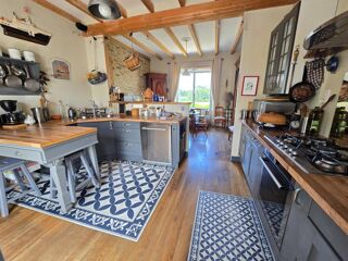 Maison - 6 pièce(s) - 150 m²