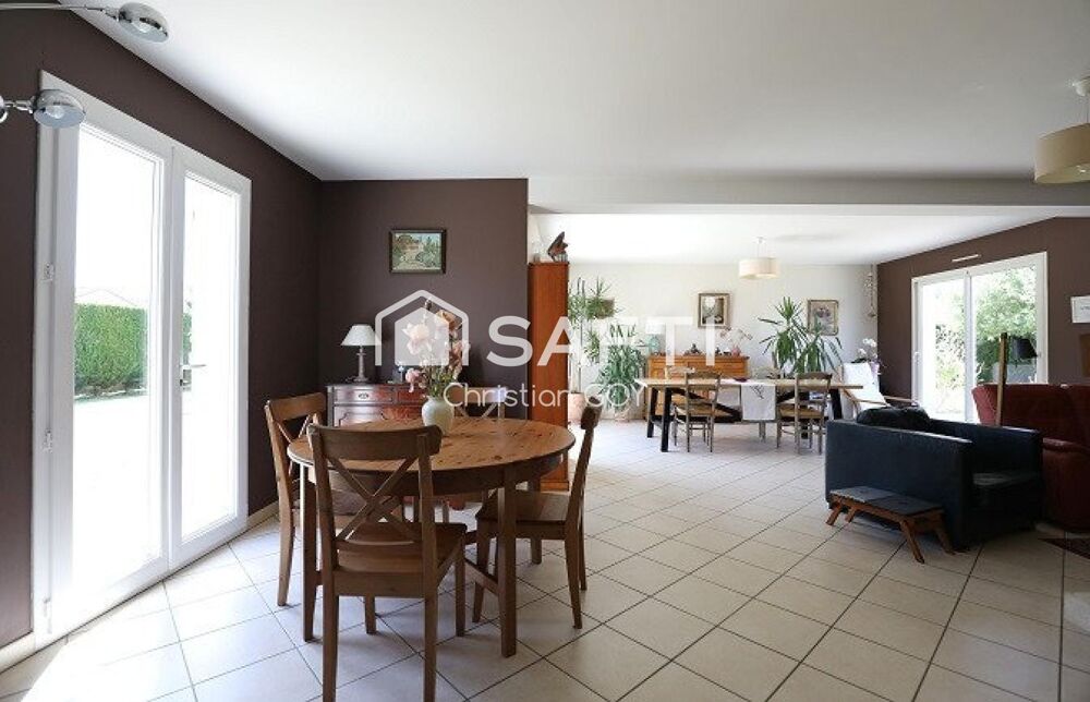 Vente Maison MAISON 145 M² HABITABLE - 4 CHAMBRES - 1200 M² TERRAIN - Champier