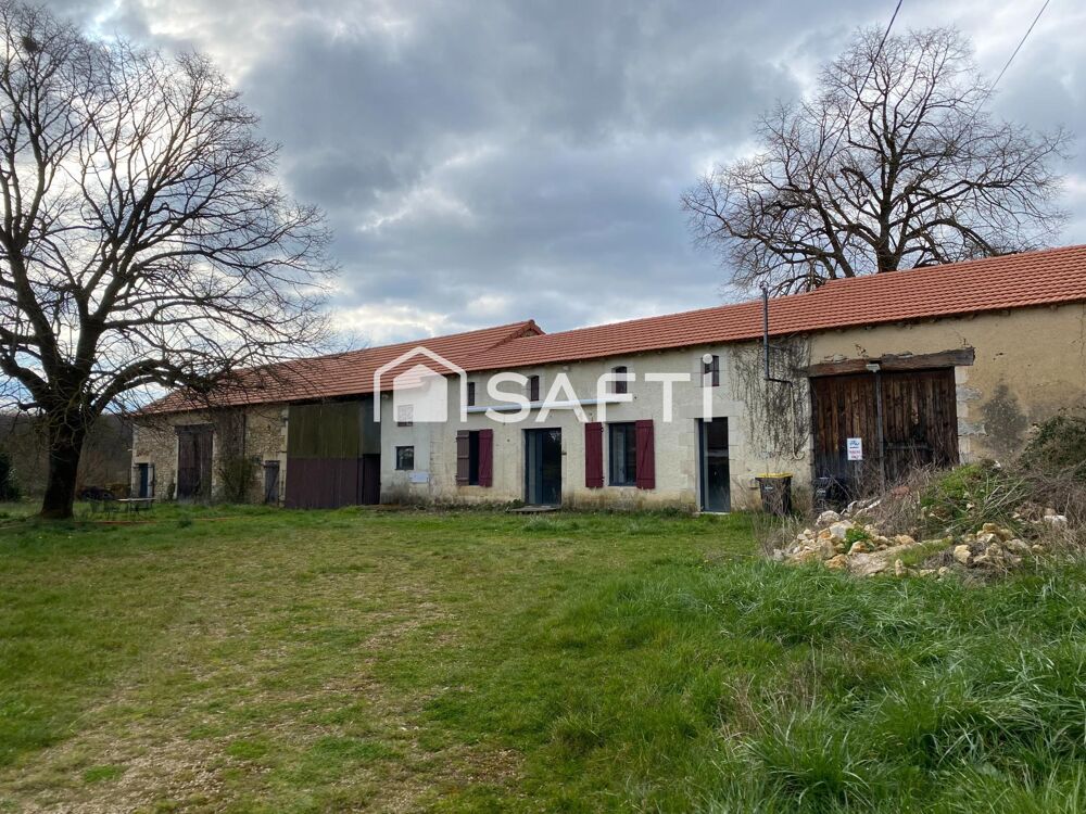 Vente Maison Corps de ferme 500m2 sur un terrain clos 1.5 ha Lhommaize