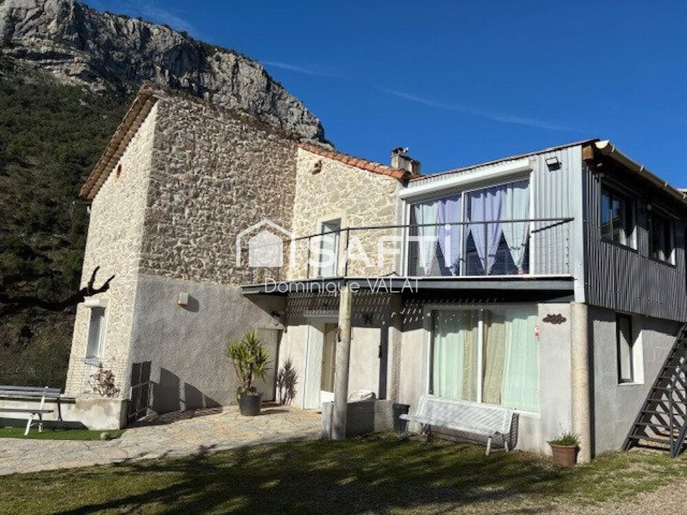 Maison 12 pièces 346 m² · à Saint-Hippolyte-du-Fort · 346 m² · 560 000 €