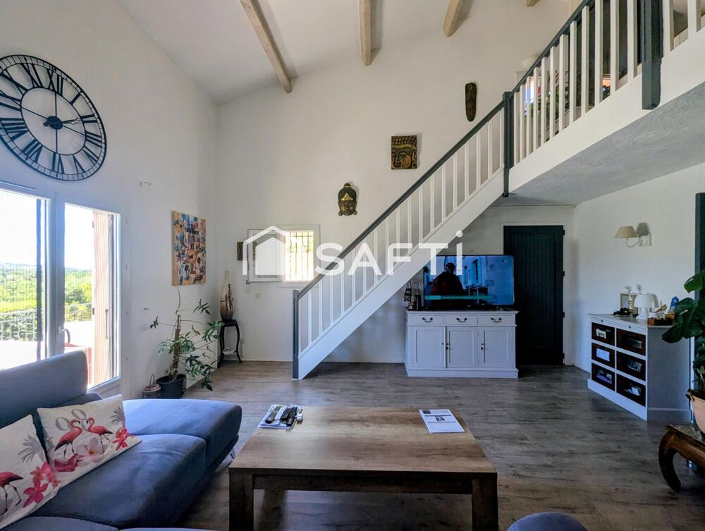 Vente Maison Villa décorée avec goût au sein d'un lotissement situé à la Tour de Mare, aucun travaux à prévoir, garage, vue dégagée Frejus