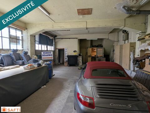   Local commercial de 245 m² avec 2 parkings - 120m² de plain-pied + 120m² en sous-sol 