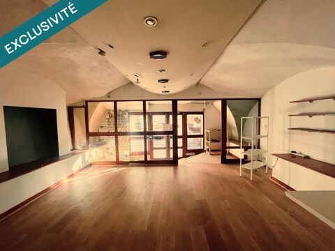 Local avec beau potentiel au centre de Guillestre 82500 05600 Guillestre