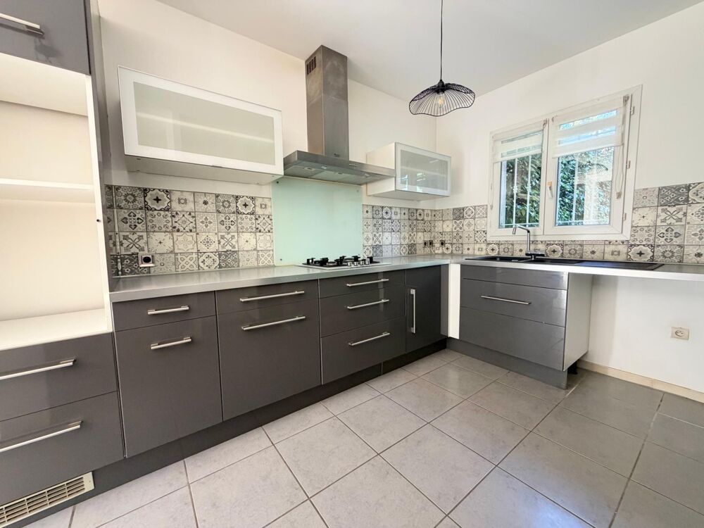 Vente Maison Maison 95m2, 3 chambres, dressing et jardin! Avignon