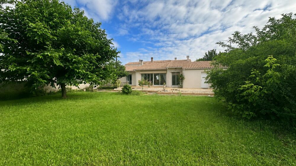 Vente Maison Quartier de l'Abbaye ,3 minutes à pied du marché de la gare Saintes