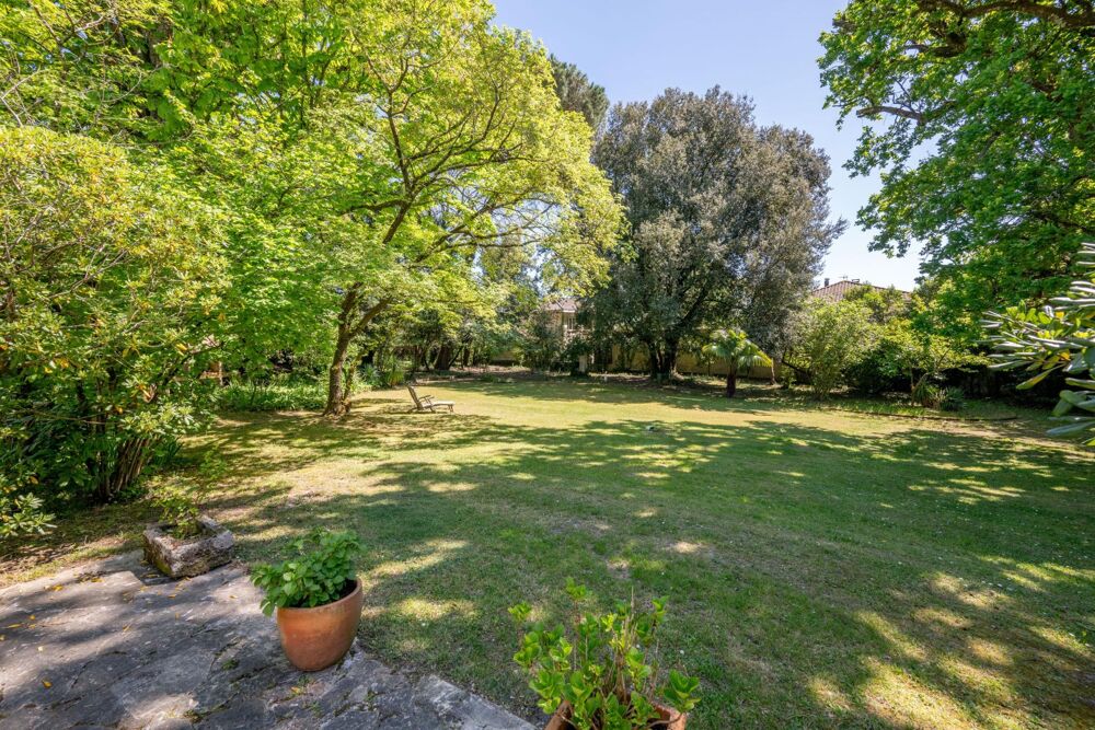 Vente Maison Maison de Maître 230 m² avec parc de 2500 m², plain pied, charme... Villenave-d'ornon