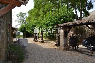  Proprit/chteau  vendre 15 + pices 800 m