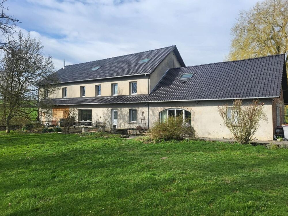 Maison atypique de ville 5 pièces 4 chambres.