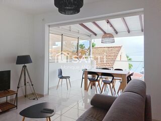 Vente Immeuble RARE ! Immeuble rénové vue mer + 3 appartements – Rentabilité immédiate ! Sainte-luce