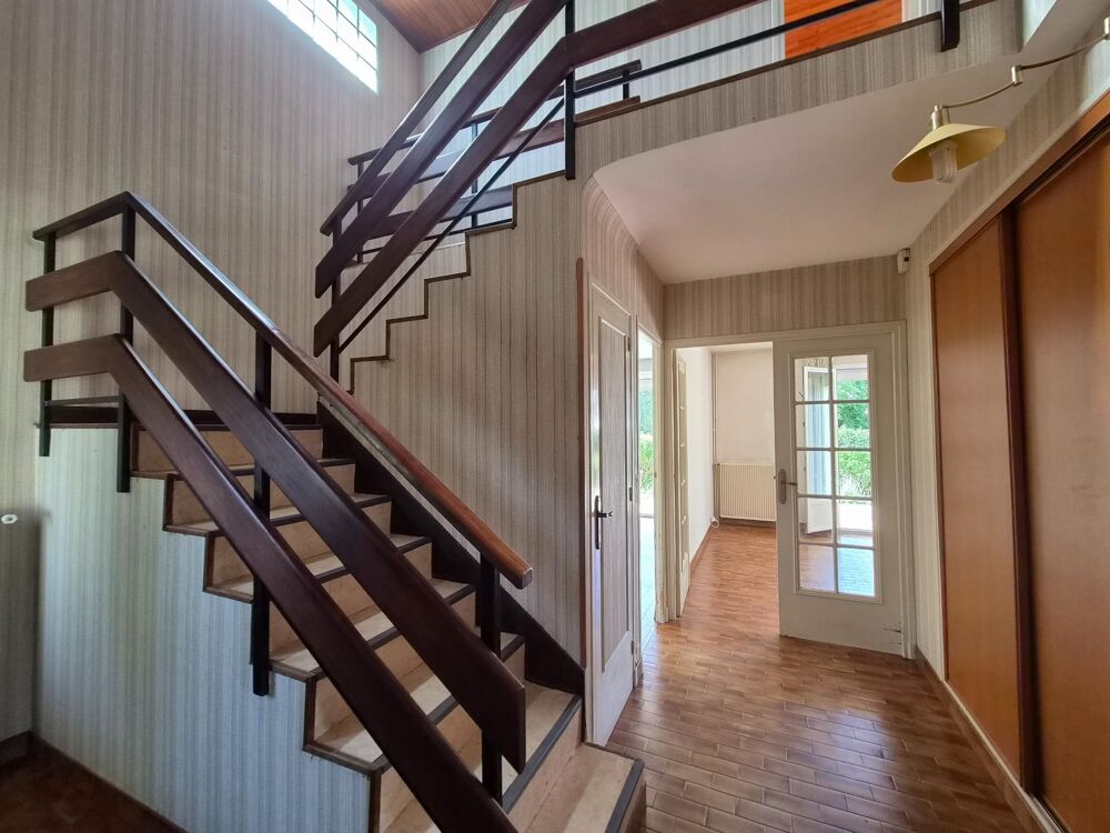 MAISON FAMILIALE 5 CHAMBRES VOLUMES GENEREUX