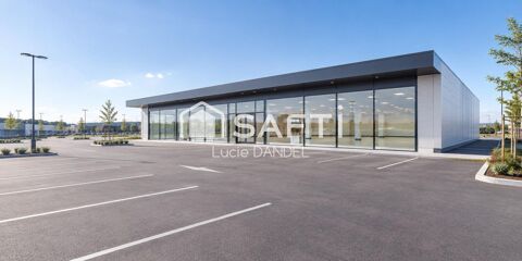 &Agrave; LOUER – LOCAL COMMERCIAL DE 440 m&sup2; 5500 01000 Bourg-en-bresse