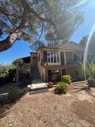  Maison � vendre 7 pi�ces 240 m�