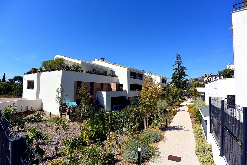En Exclusivité: Appartement de type 3 avec terrasse jardin dans résidence haut de gamme avec piscine