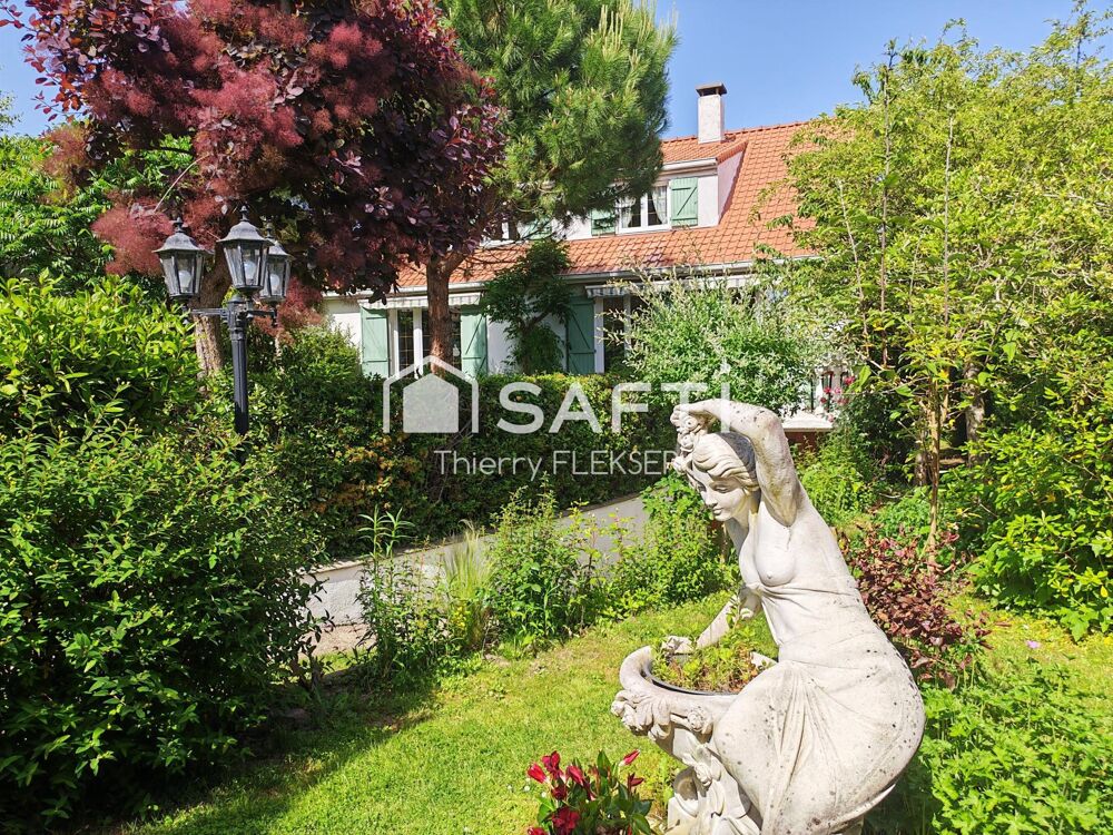 Vente Maison Belle maison familiale avec sous-sol total, garage et beaux volumes. Champagne-sur-oise
