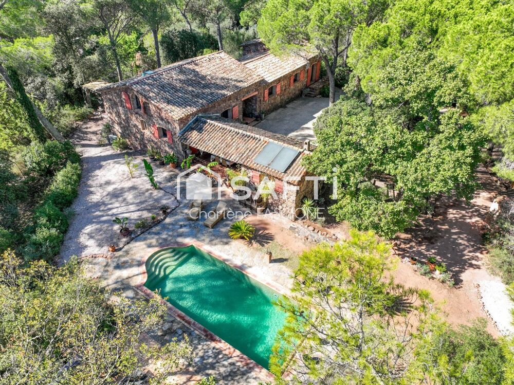 Lexcellence de la Provence : une bergerie dexception au milieu de 1 hectare de nature préservée