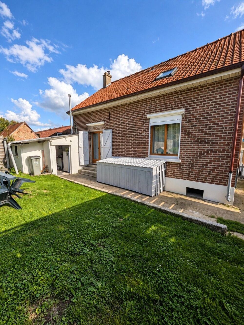 Vente Maison Maison à Cahon de 101 m² offrant 3 chambres dont une de plain-pied avec un terrain de 904m2. Cahon
