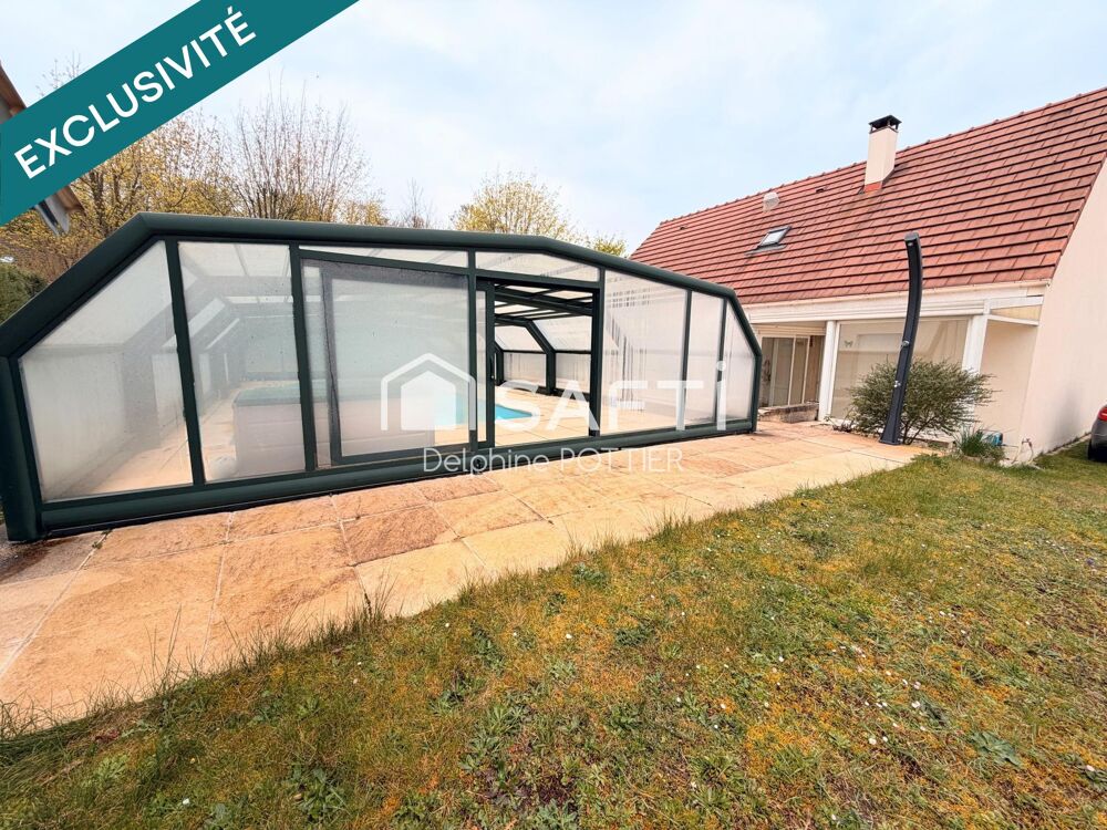 Vente Maison Maison 117m2, 3 chambres, dressings, piscine couverte Crepy-en-valois