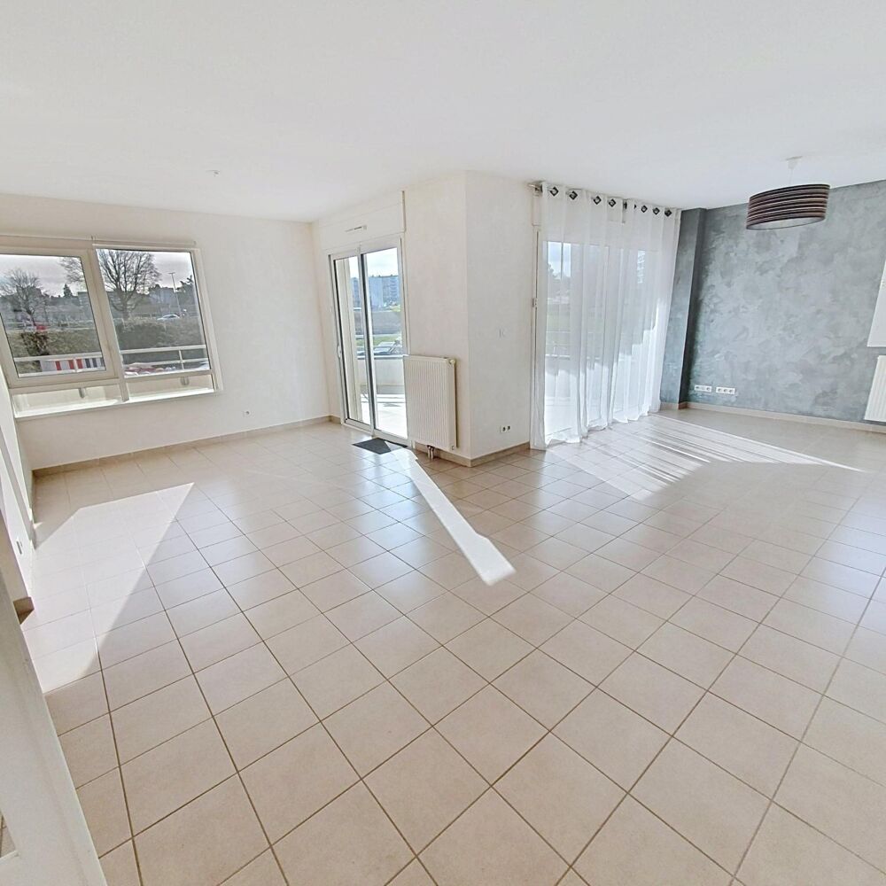 Vente Appartement Appartement d'exception au bord de l'étang du Plessis Montceau-les-mines