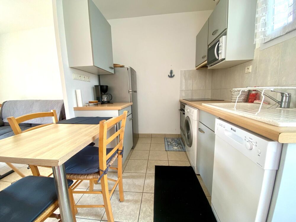 Vente Maison MAISON LUMINEUSE AU CALME A SEULEMENT 200 M DE LA MER ET DES UNIVERSITES ! La rochelle