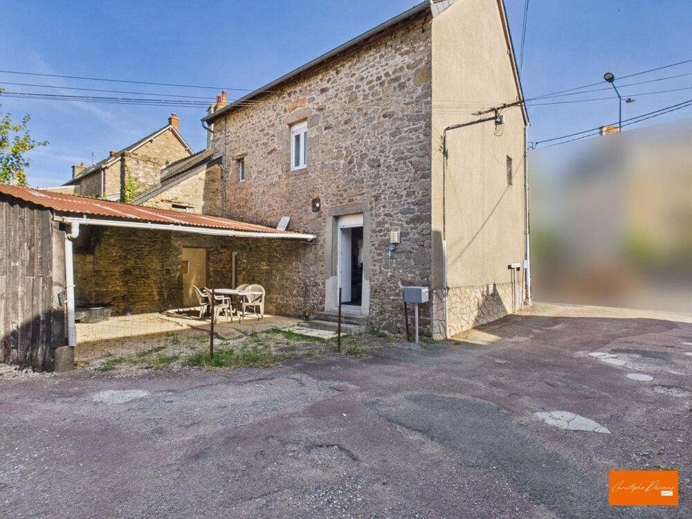 MAISON DE VILLE ENTIÈREMENT RÉNOVÉE À ARON