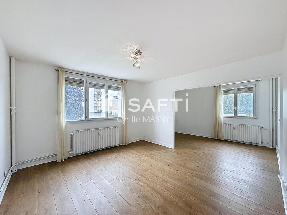Vente Appartement Appartement Traversant et baigné de lumière, 2 chambres, loggia et gardien – le confort au quotidien Reims