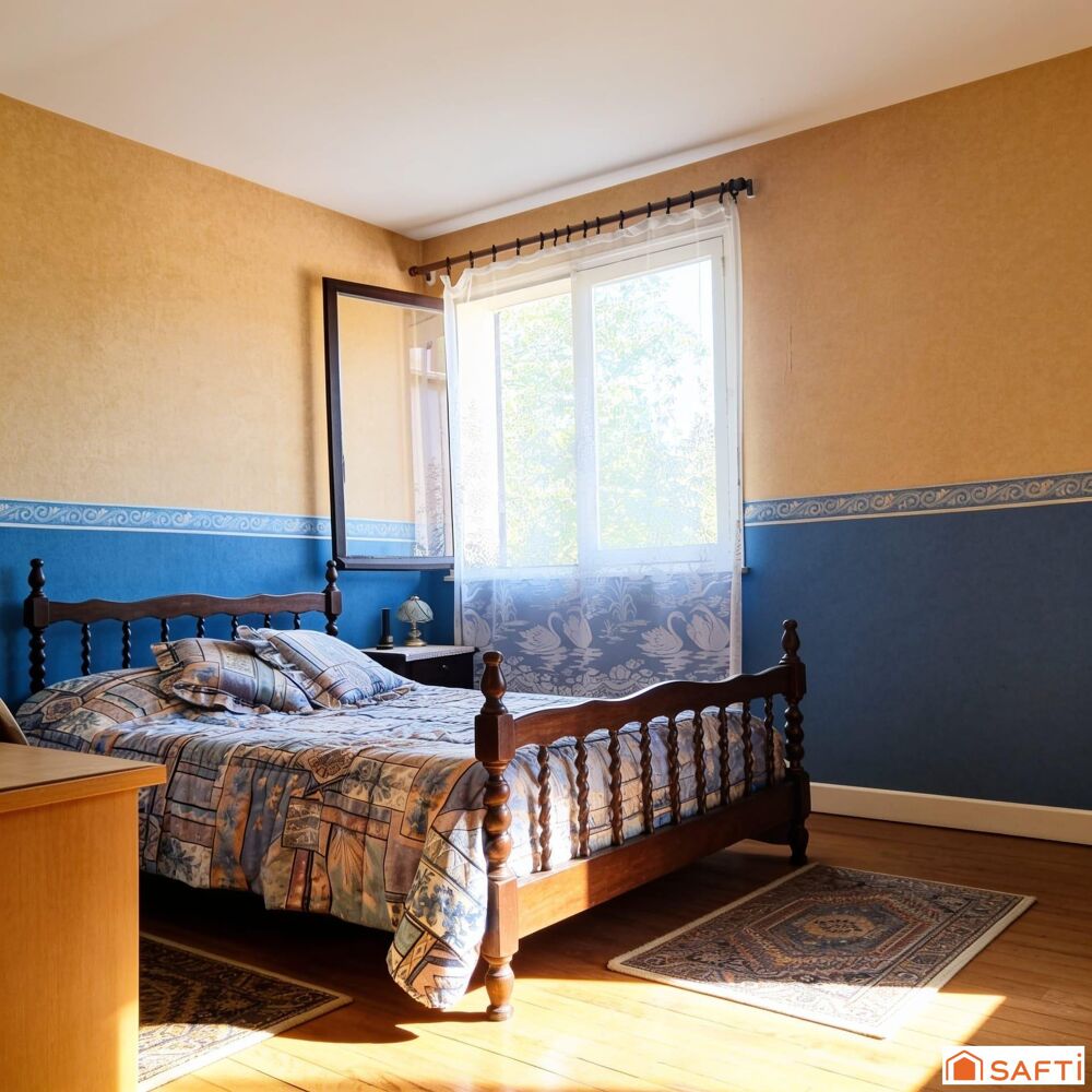 Maison individuelle sur grand terrain, à Celles sur Plaine